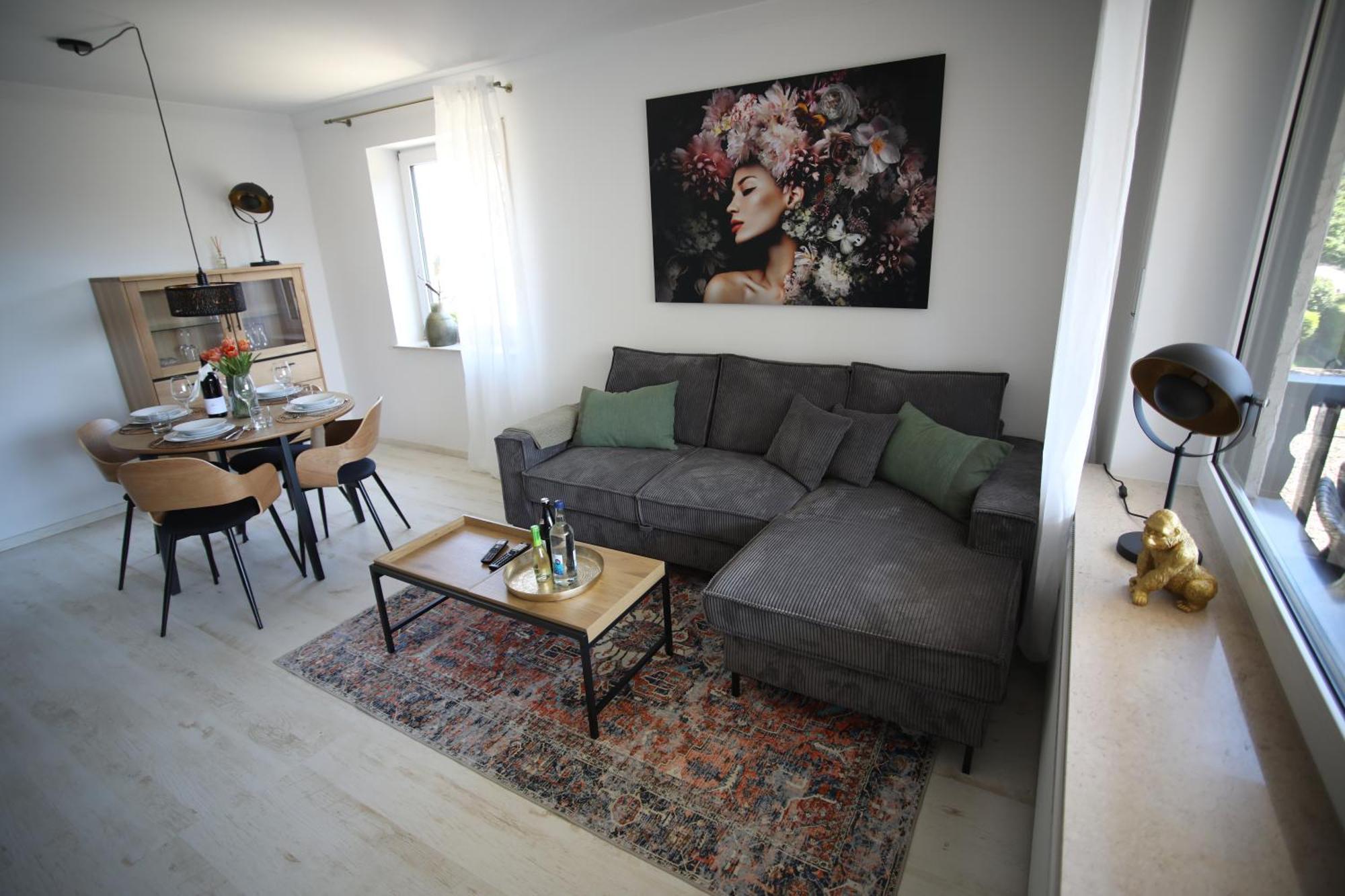 Zentral - Gemuetlich - Kueche - Balkon - Garage Apartment Bad Lippspringe Luaran gambar